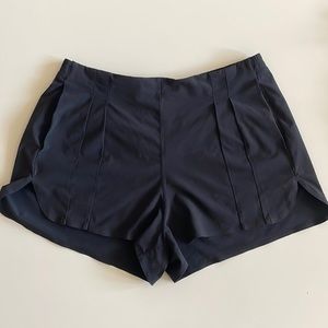 Black lululemon pleated shorts